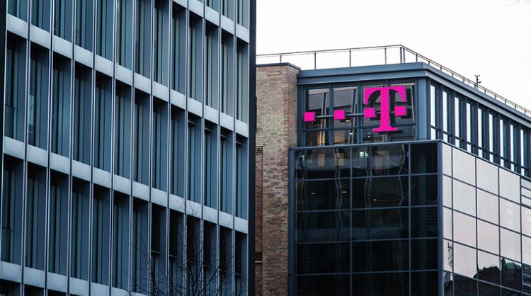 FCC Fines T-Mobile $40 Million for Deliberate Rural Call Completion Violations